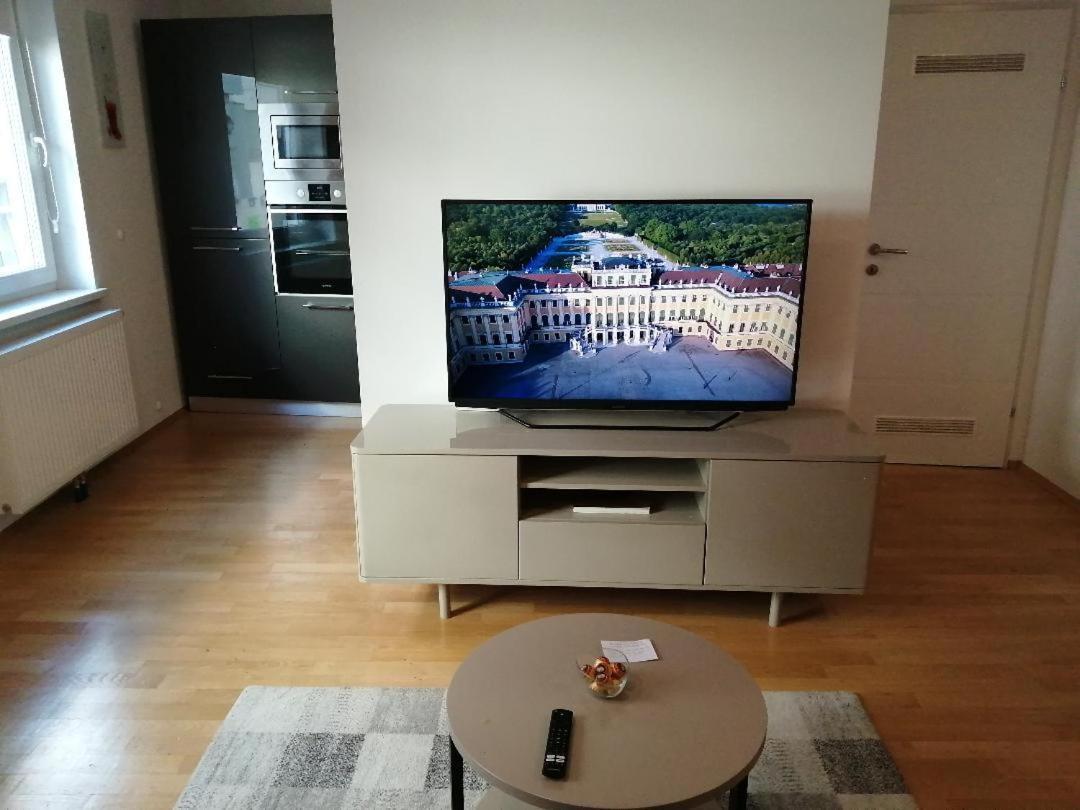Apartment Tesla Wien Eksteriør billede