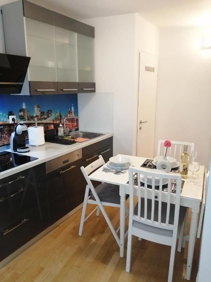Apartment Tesla Wien Eksteriør billede