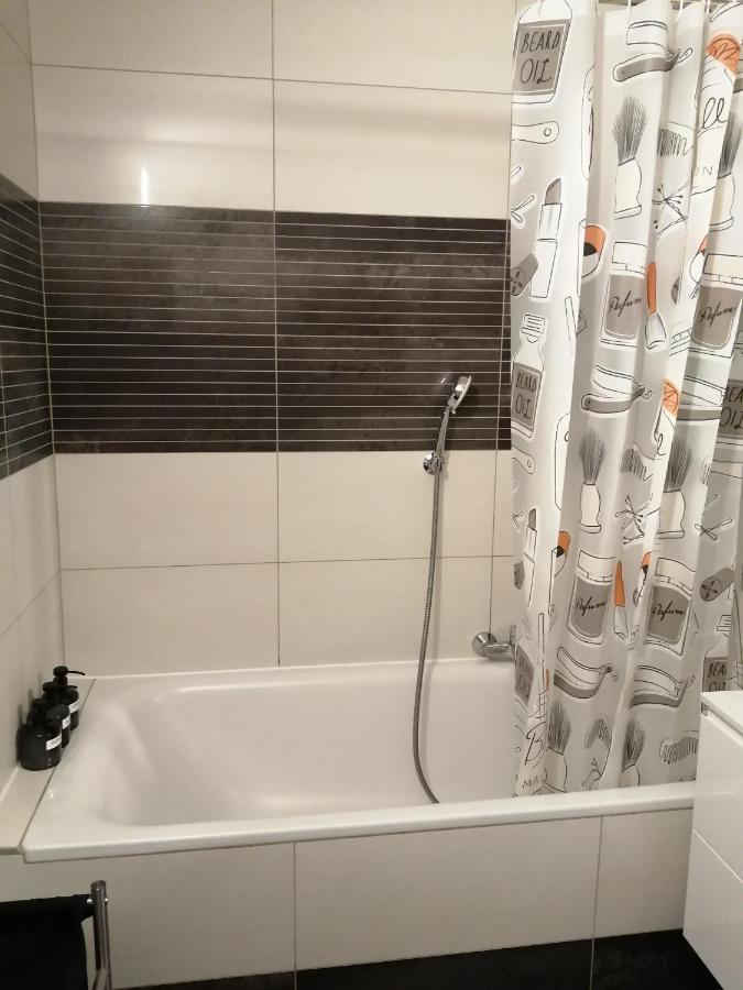 Apartment Tesla Wien Eksteriør billede